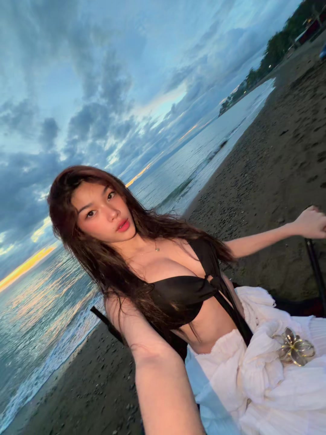 @Jelaxxx L🇵🇭
