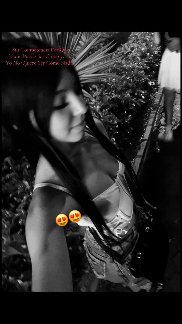 @🫦