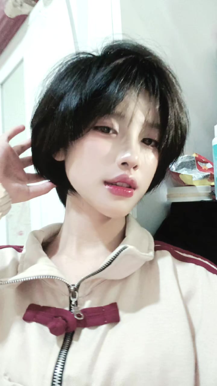 @.°˙𝟒ꭈׁׅɑׁׅ𝐞𝐮݊ꪀ🪼∘˙