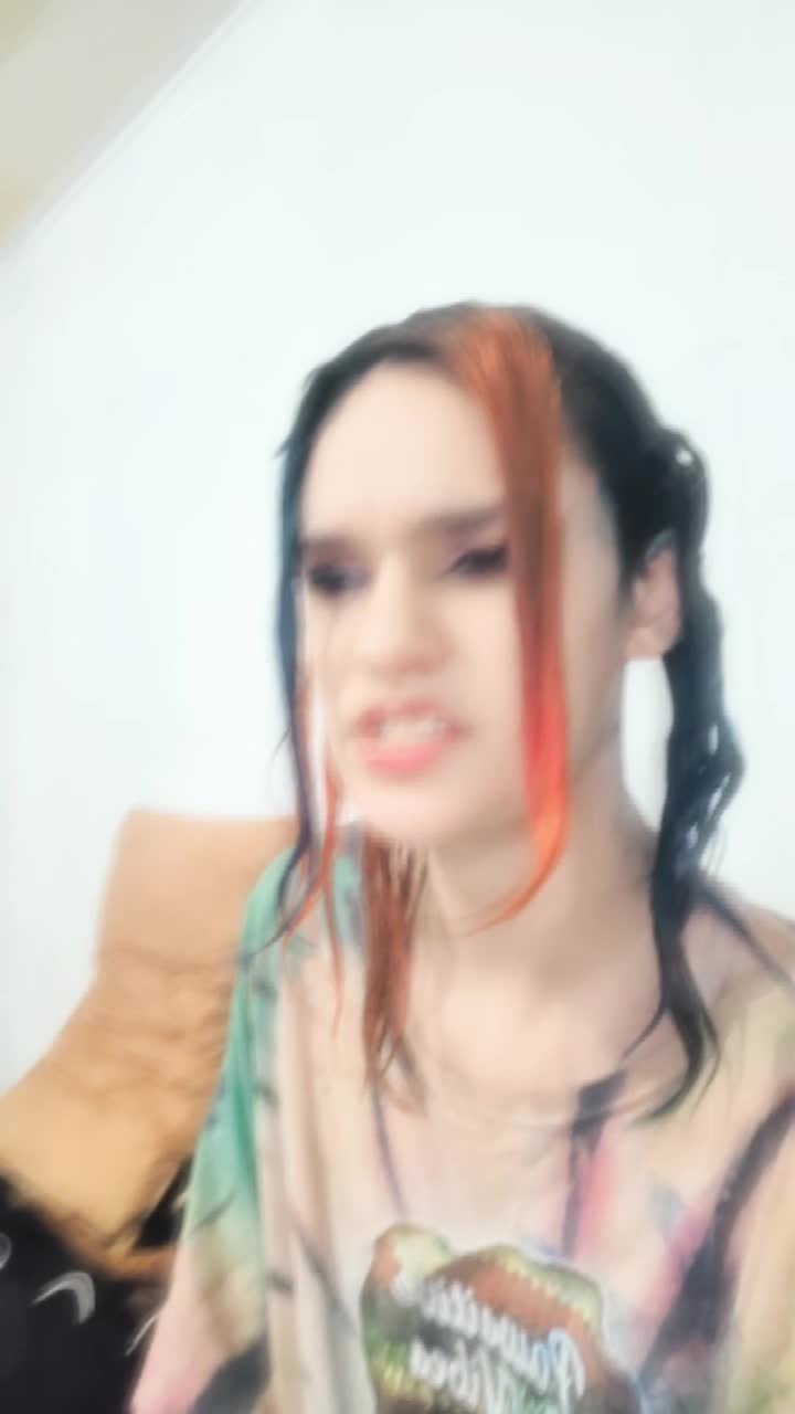 @palebatteredbody