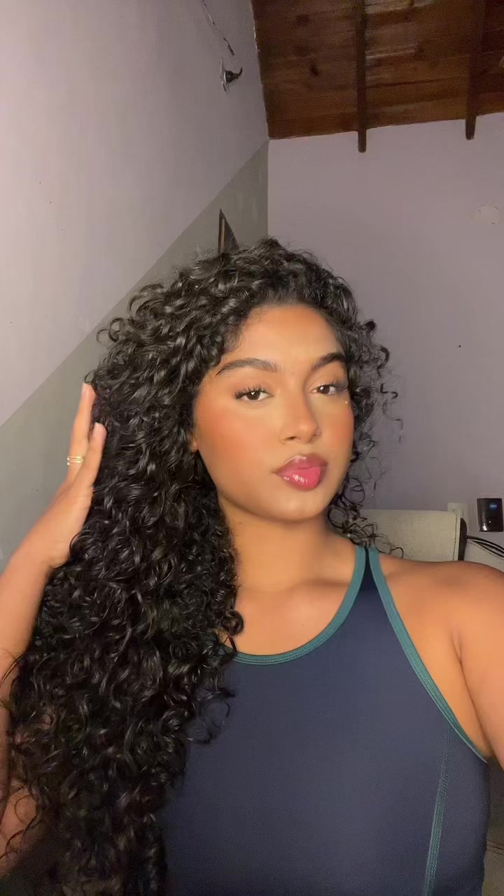 @JULIANA