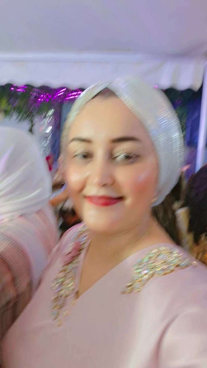 @Ghofrane Kadhraoui