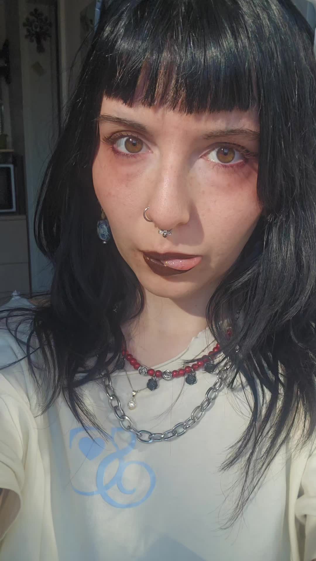 @asya 🦦