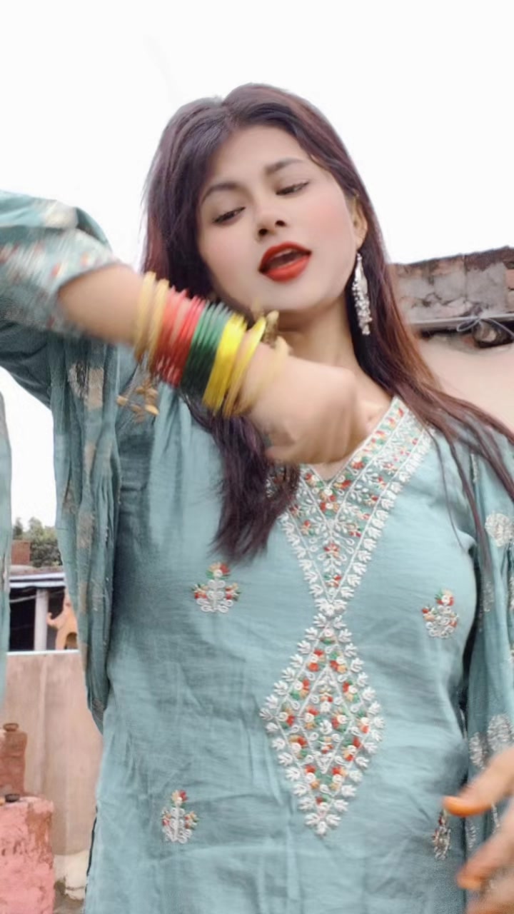 @RaVeeNa KushWaha