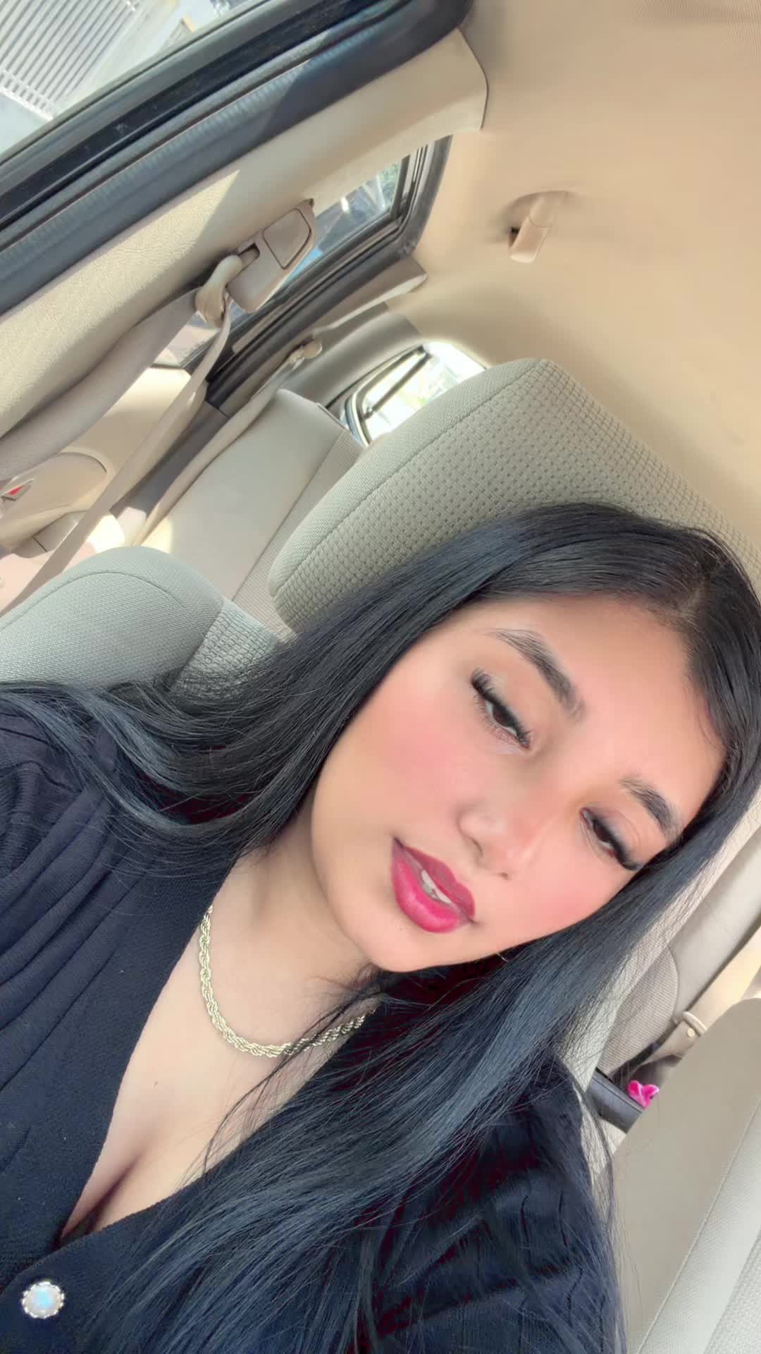@🦚
