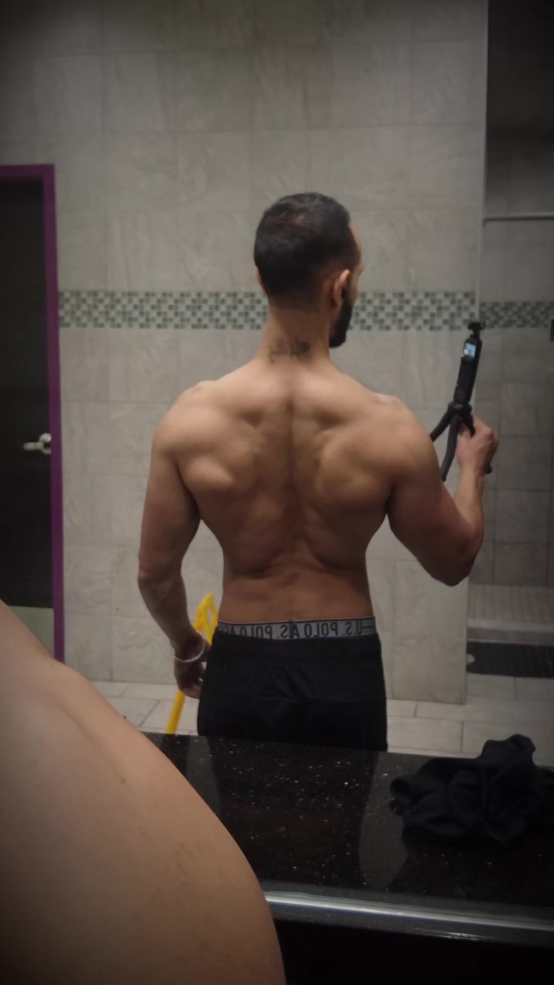 @avi.grewal_fitjatt