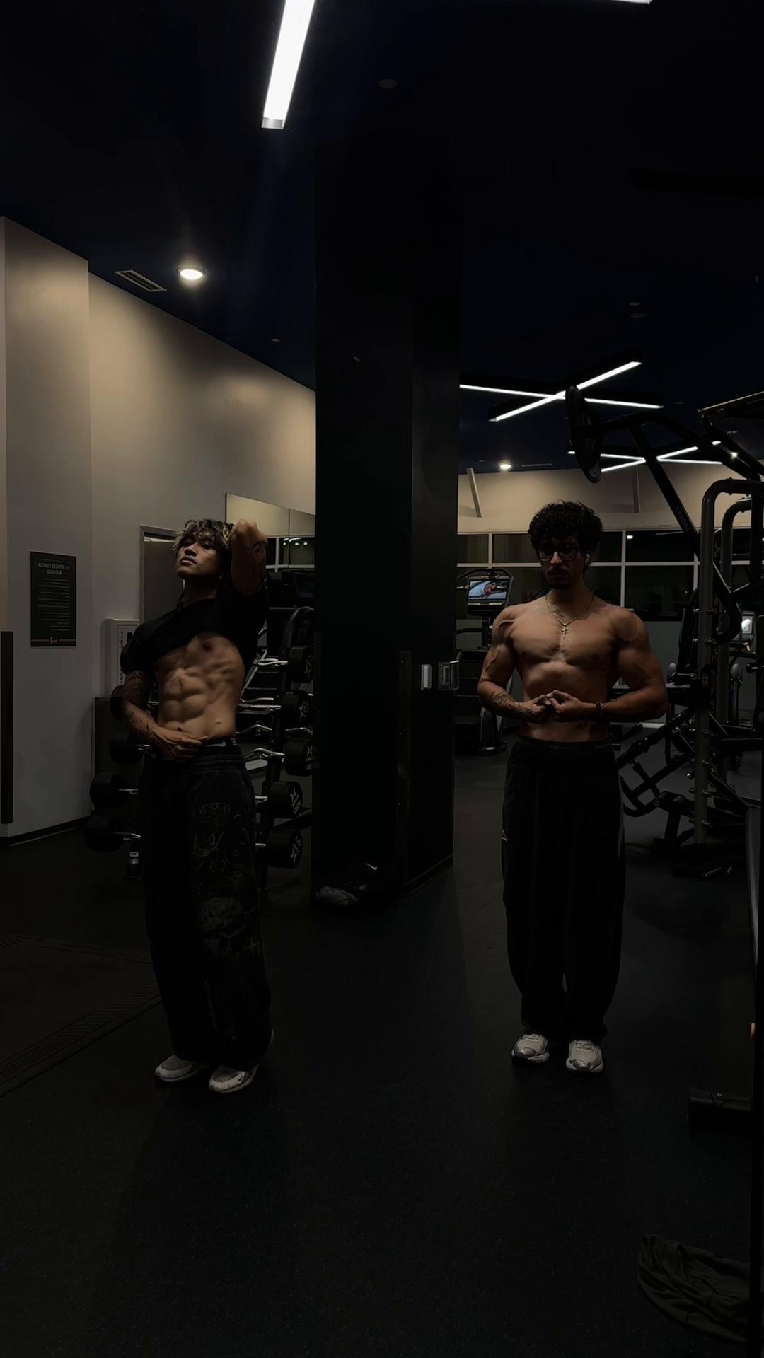 @radcxz