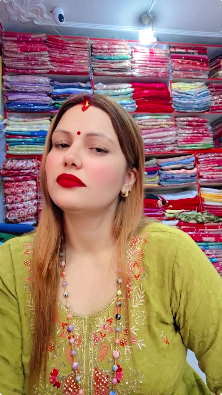 @Alina pandey<3