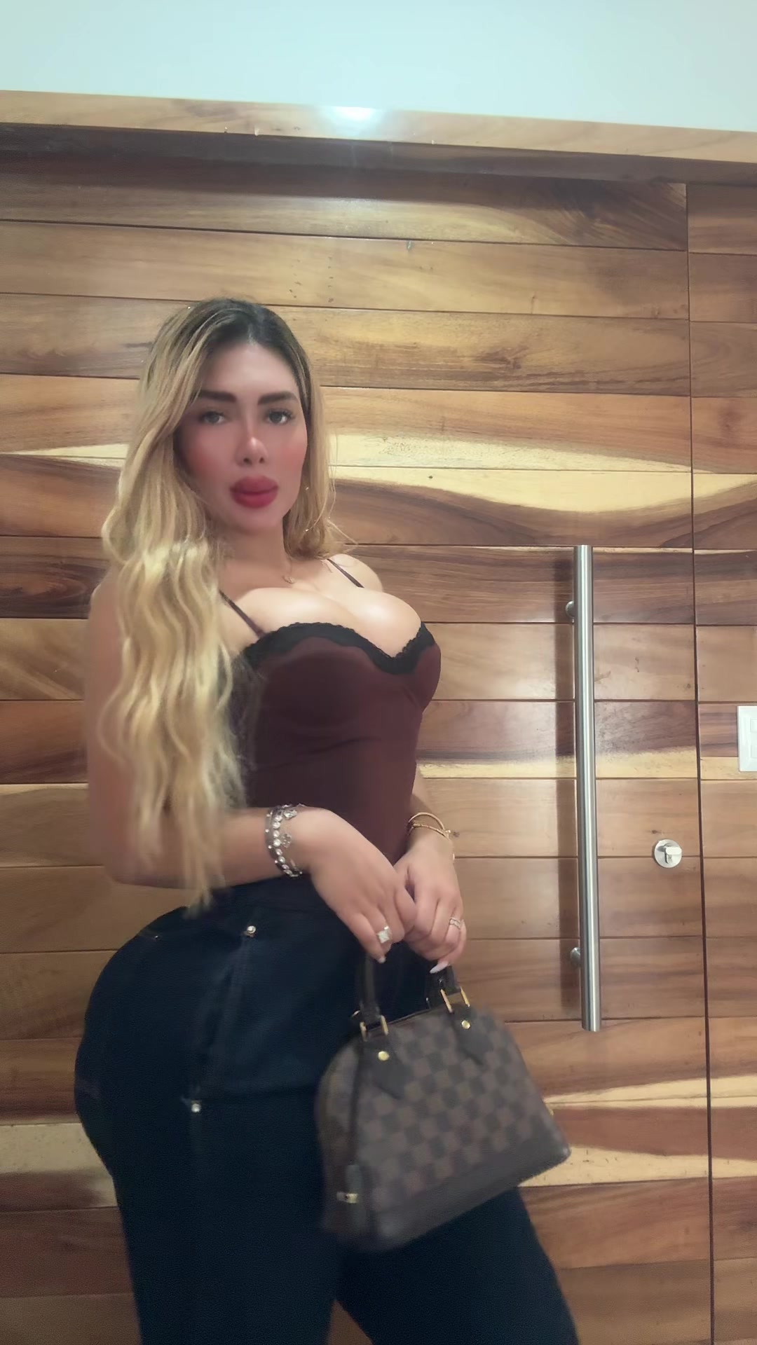 @dollche2020