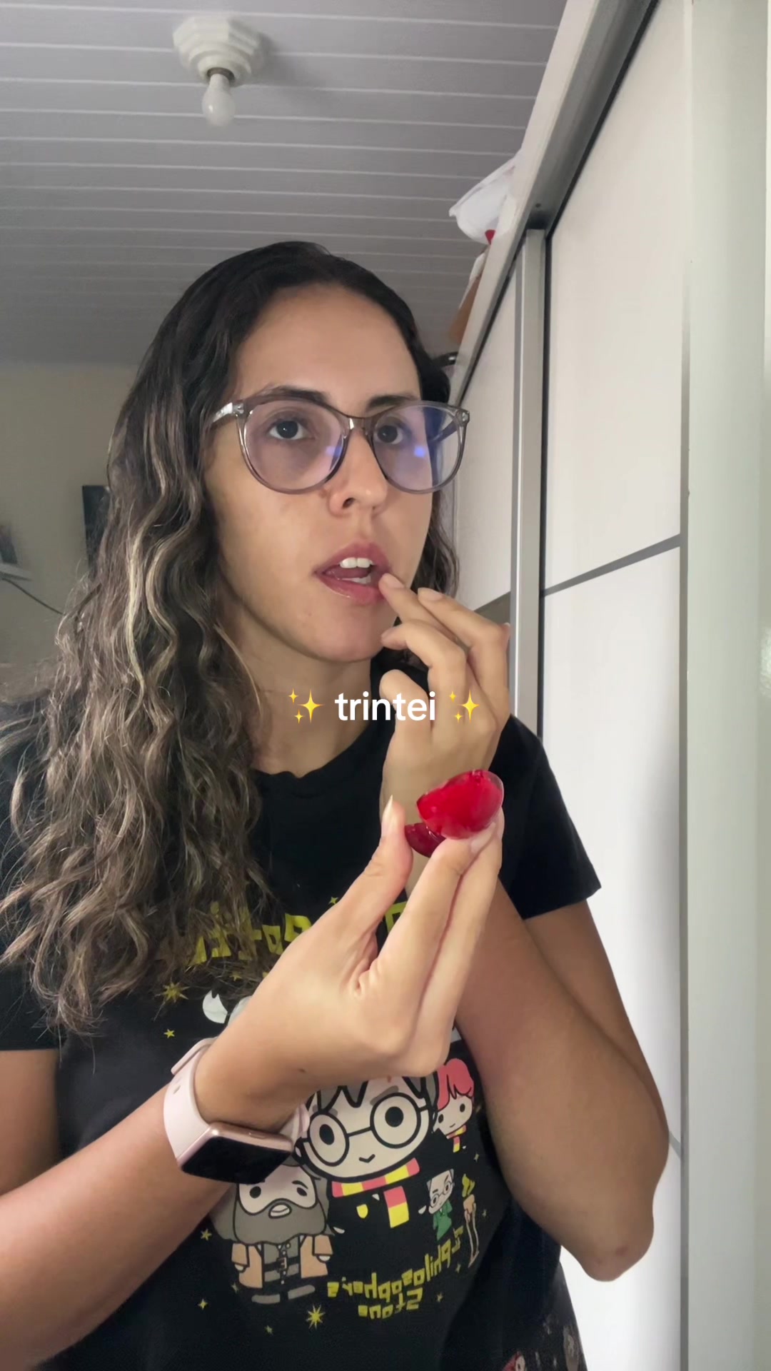 @fefê ·͜·