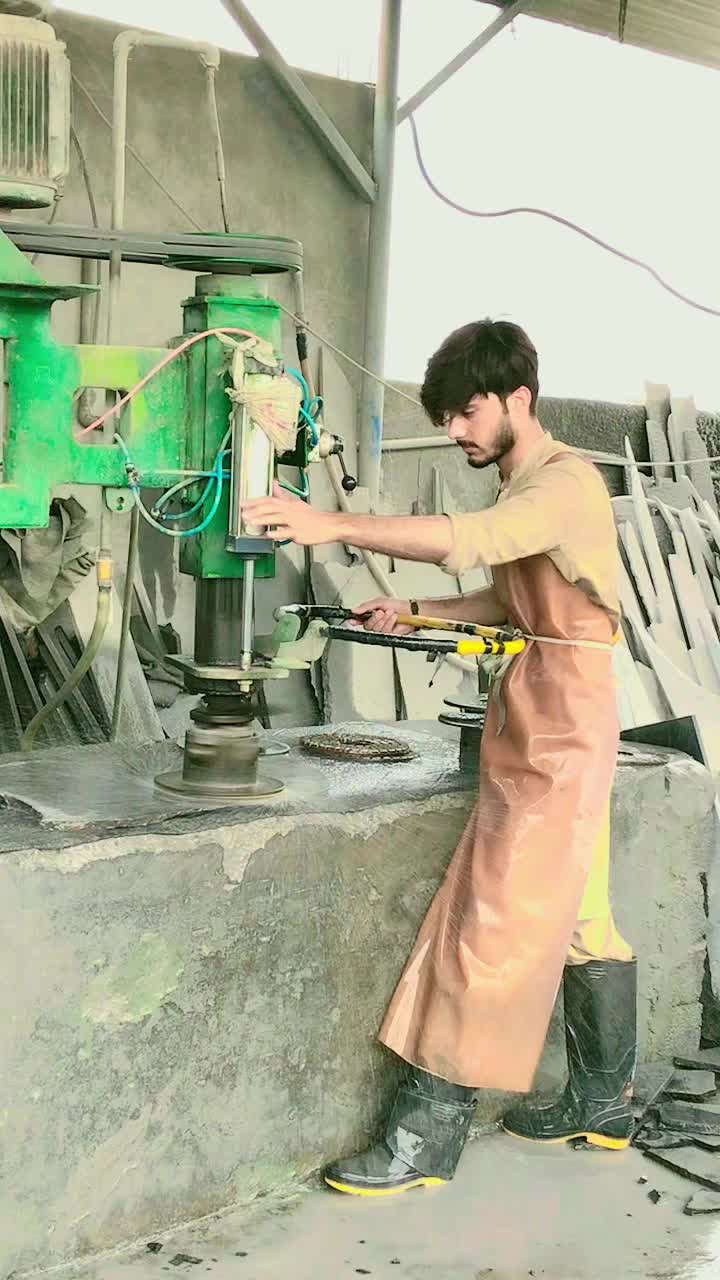 @𝑨𝒔𝒉✨