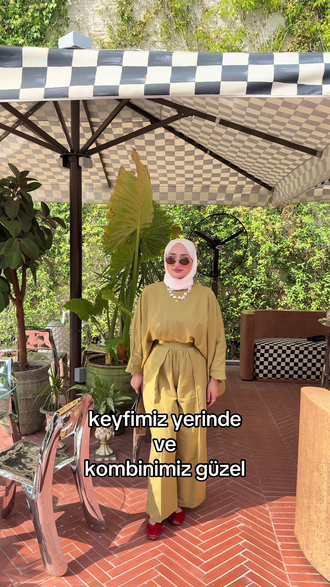 @Cansu