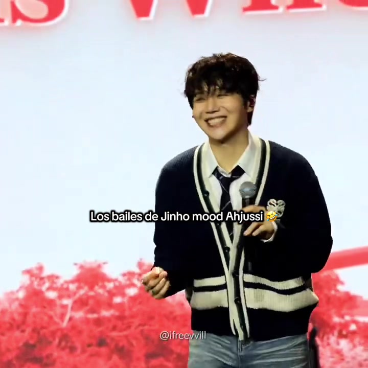 @Los cachetitos de Jinho🍑🐿️