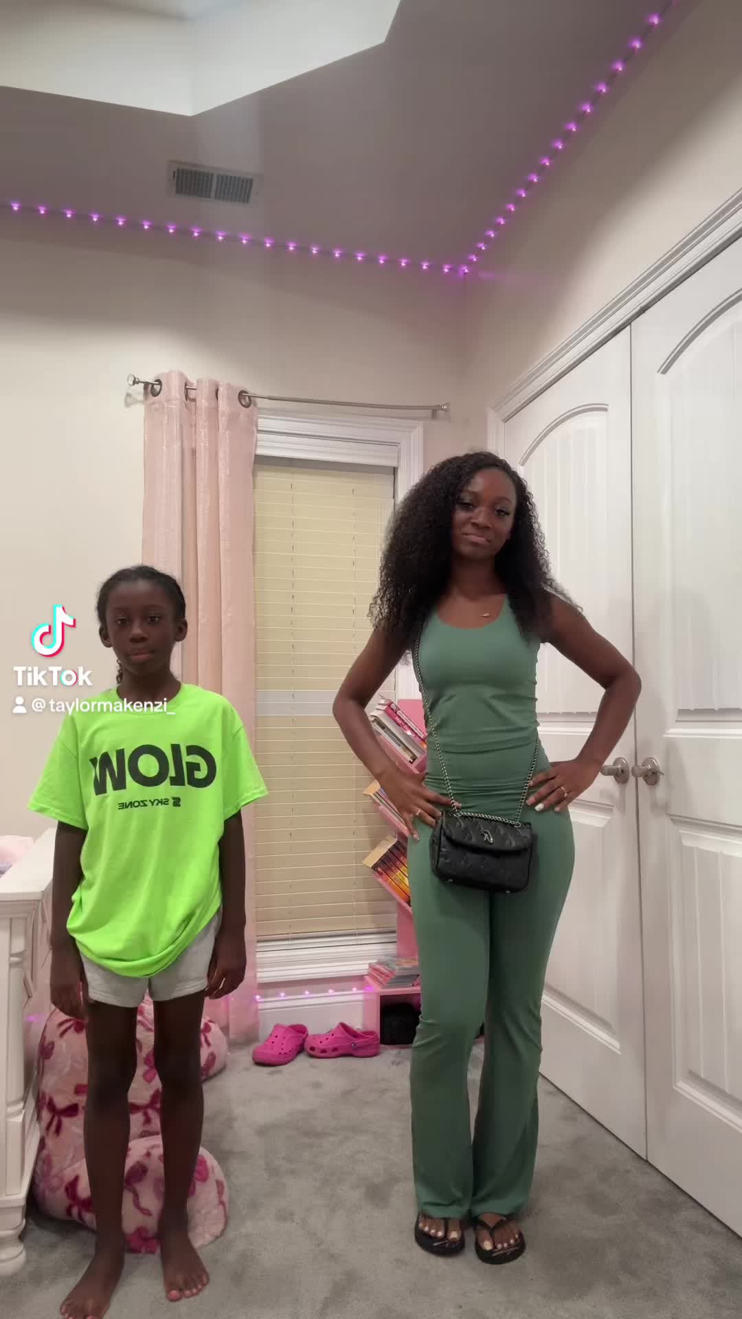 @mrmavrmaxx