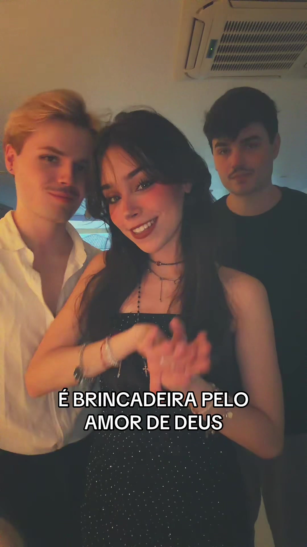 @Cat Dantas
