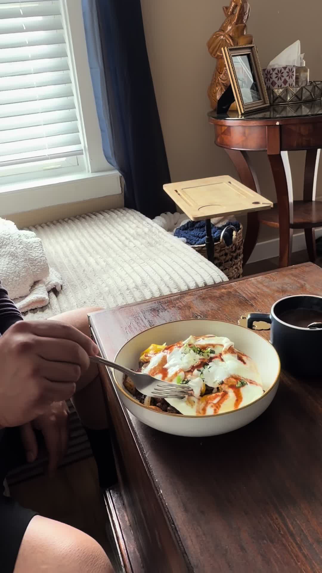 @kitchenwife.w.aknife