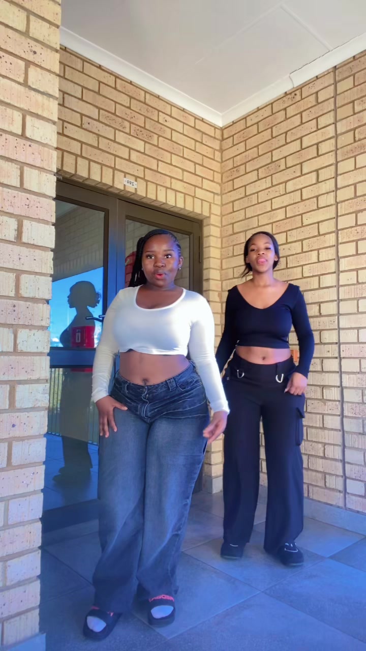 @Sphumelele. N
