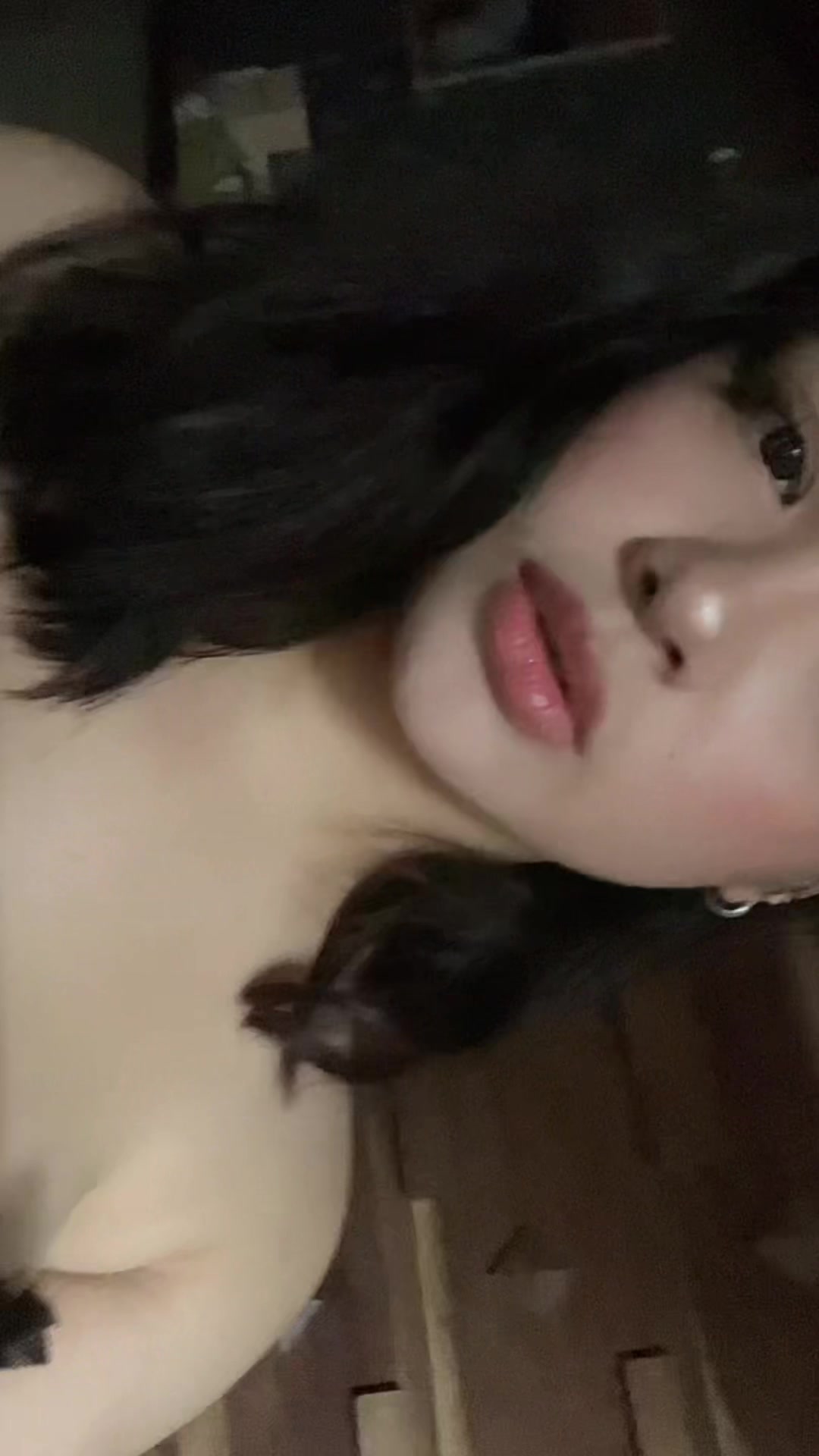 @Unisuuu