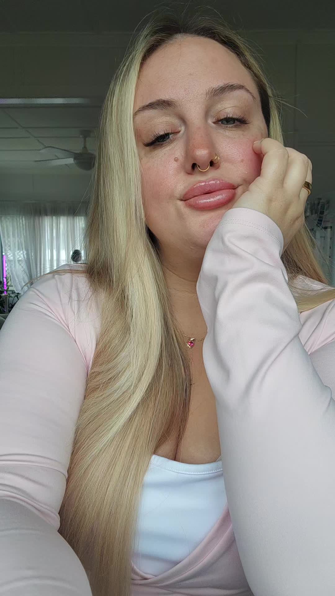 @AliceBlush 🇦🇺