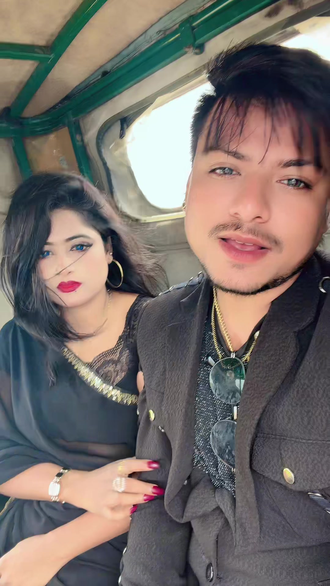 @Max Ovi Riaz