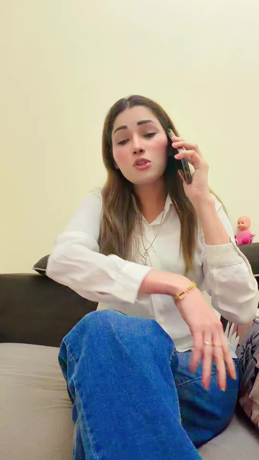 @Zara Malik 2244