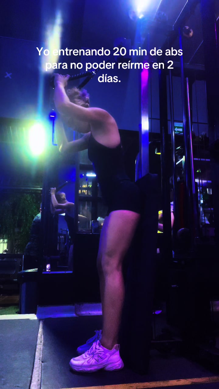 @Libeth_santana🧃