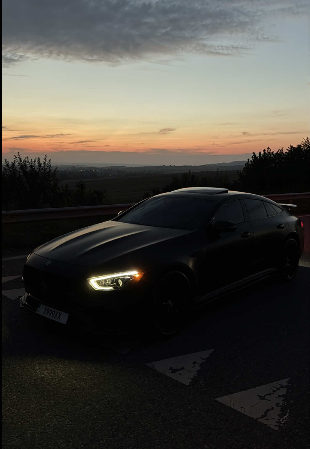 @𝘿𝙀𝙊𝙉𝙄𝙓
