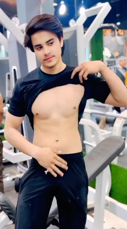 @Ali Rajput ๐ต๐ฐ๐ฆ
๐ต๐ฐ