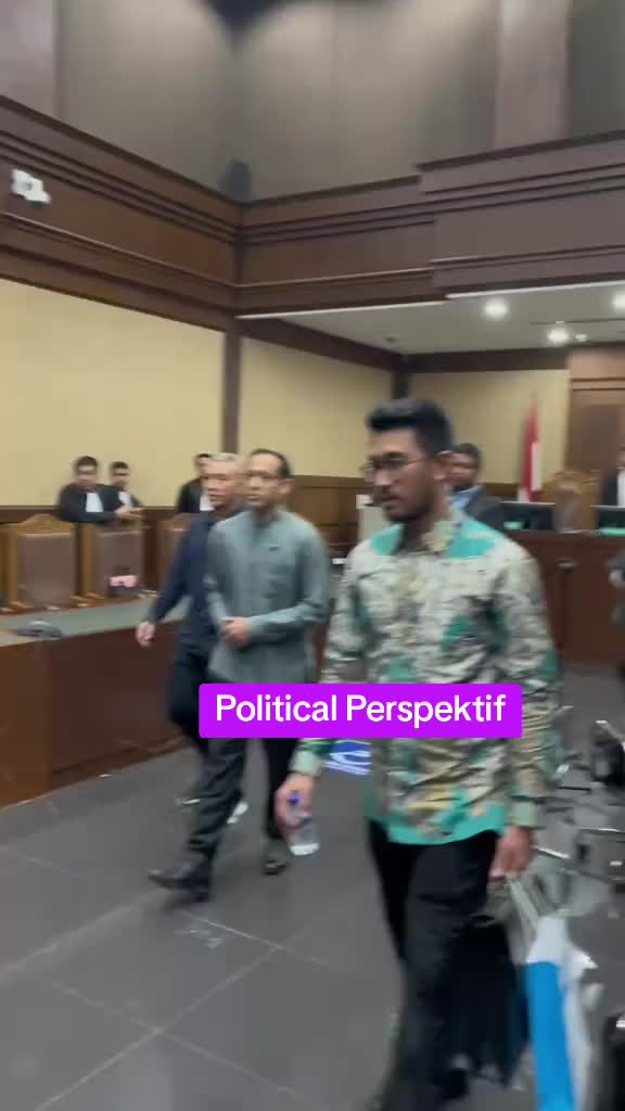@political perspektif