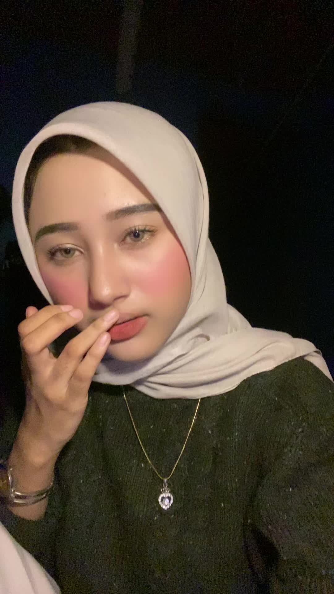 @wwwarohh
