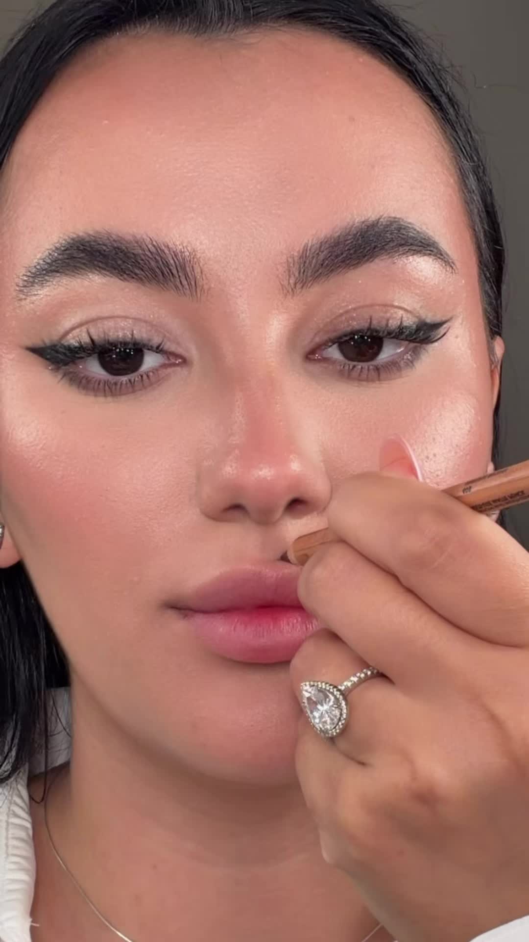 @Farakhnoz.mua