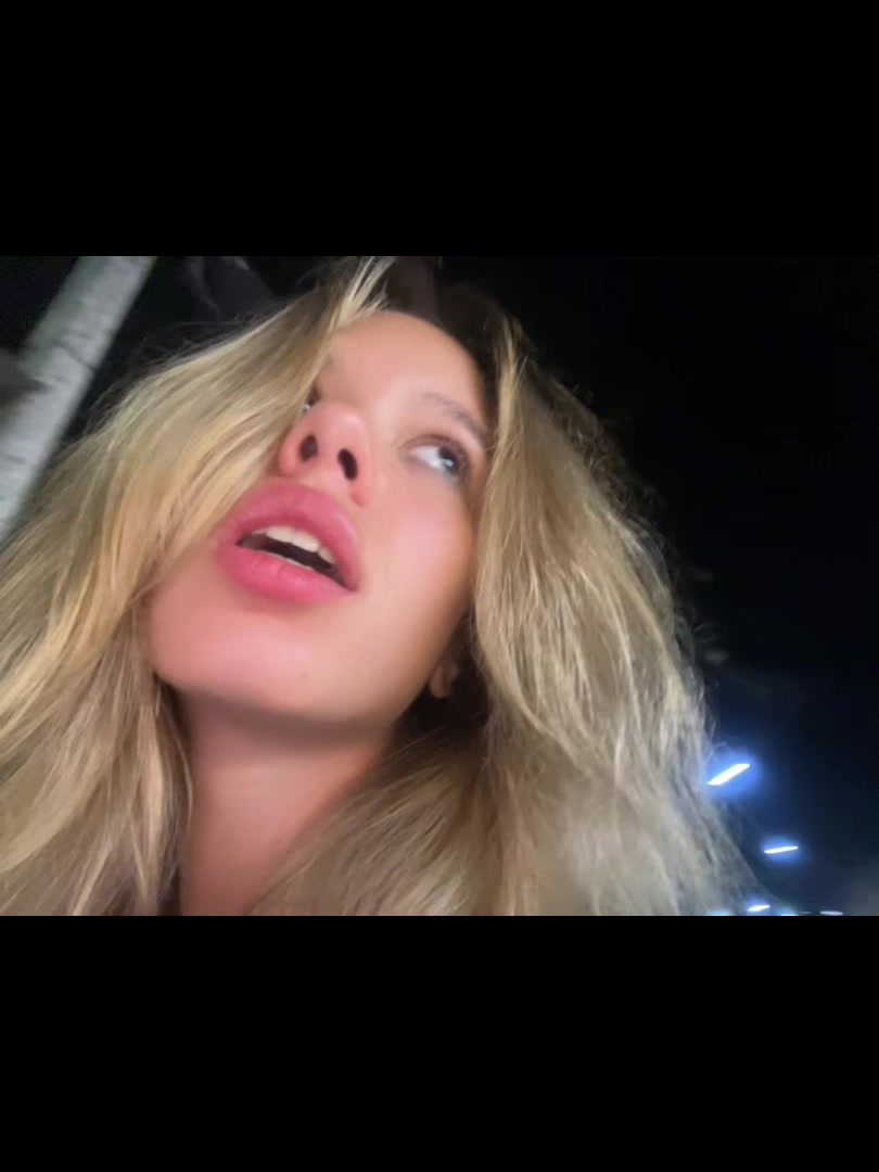@𝖑𝖔𝖚𝖎𝖘𝖆