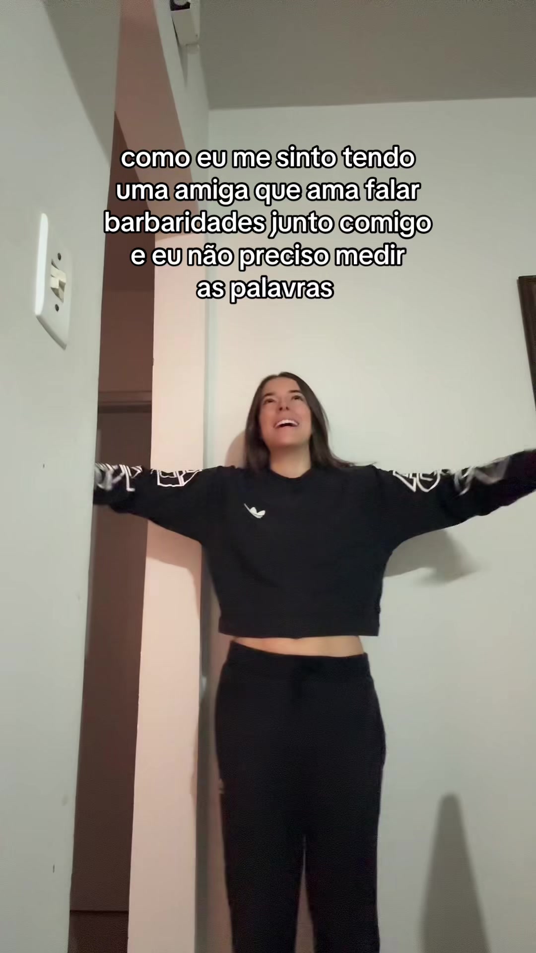 @Julia Andrade