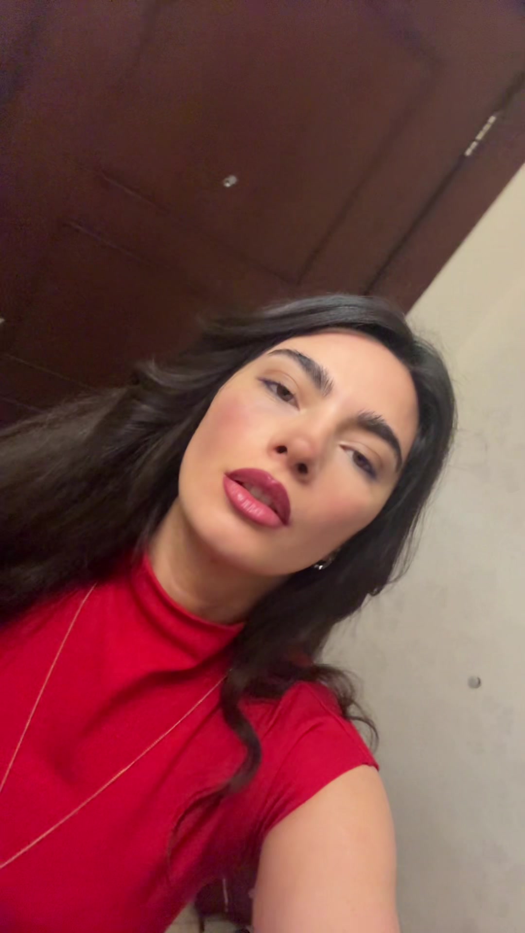 @Ninii Modebadze 🧿