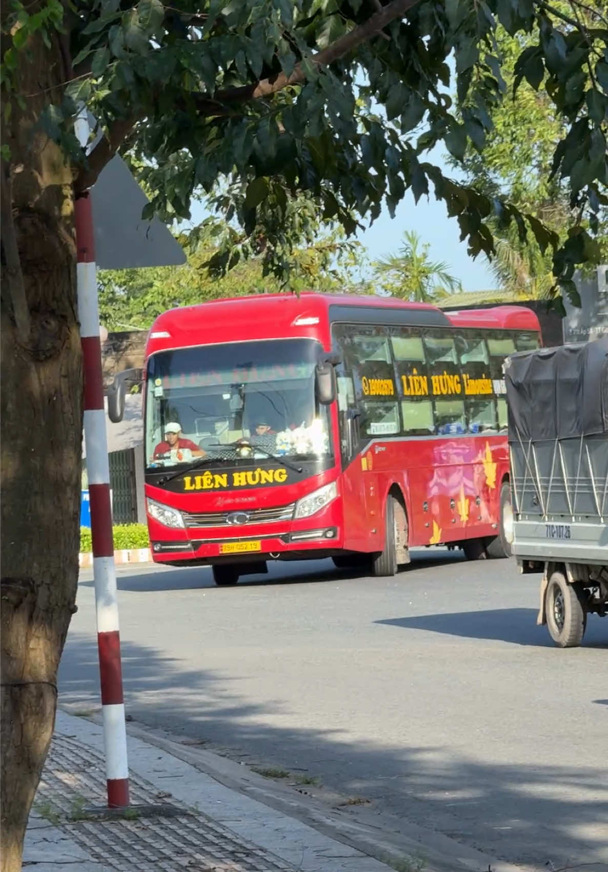 @Ho&agrave;ng Huy 🚌 71🌴