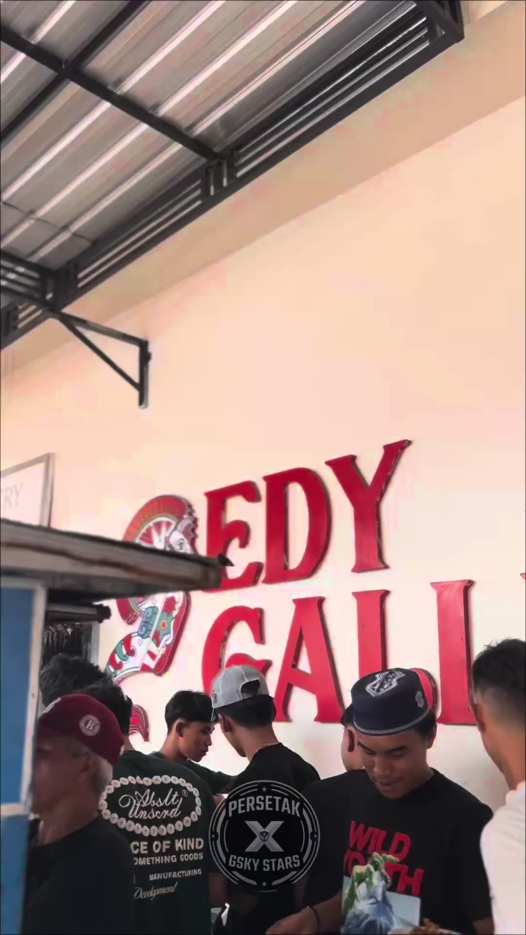 @Persetak🧑🏻🦲🤏
