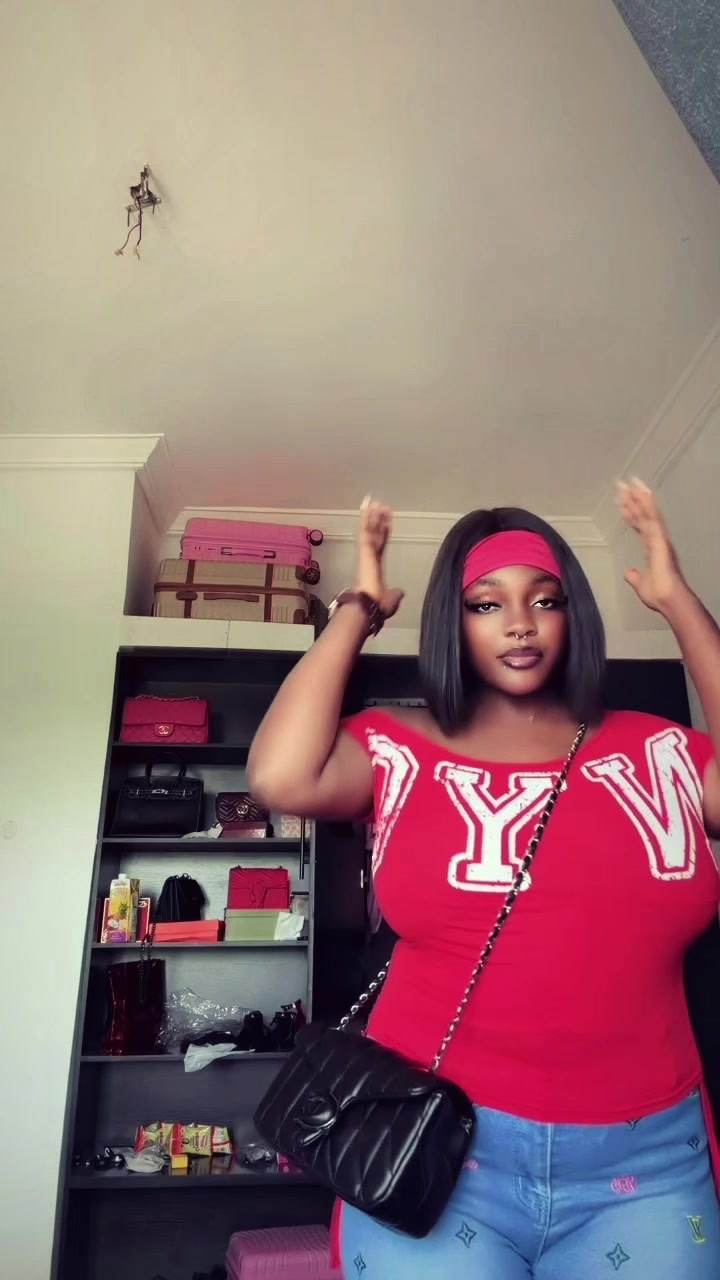 @Evil 😈 Savage❤️🫢🥰🦋