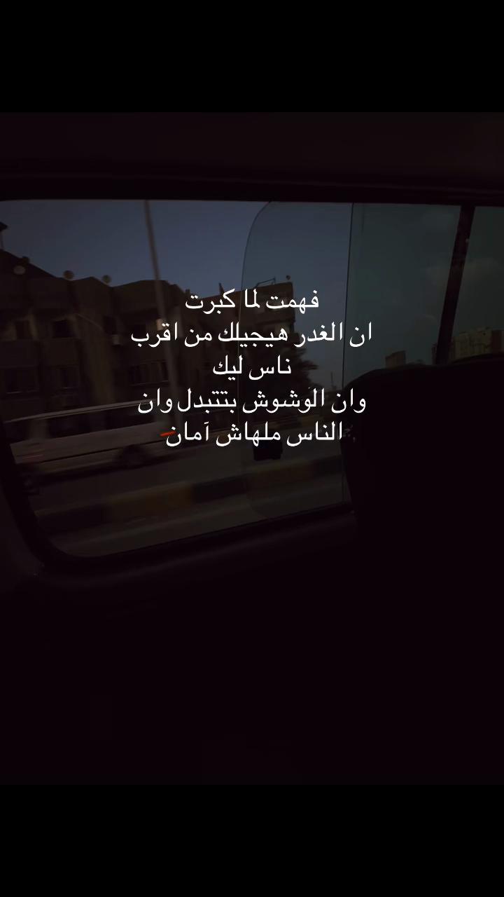 @𓁿