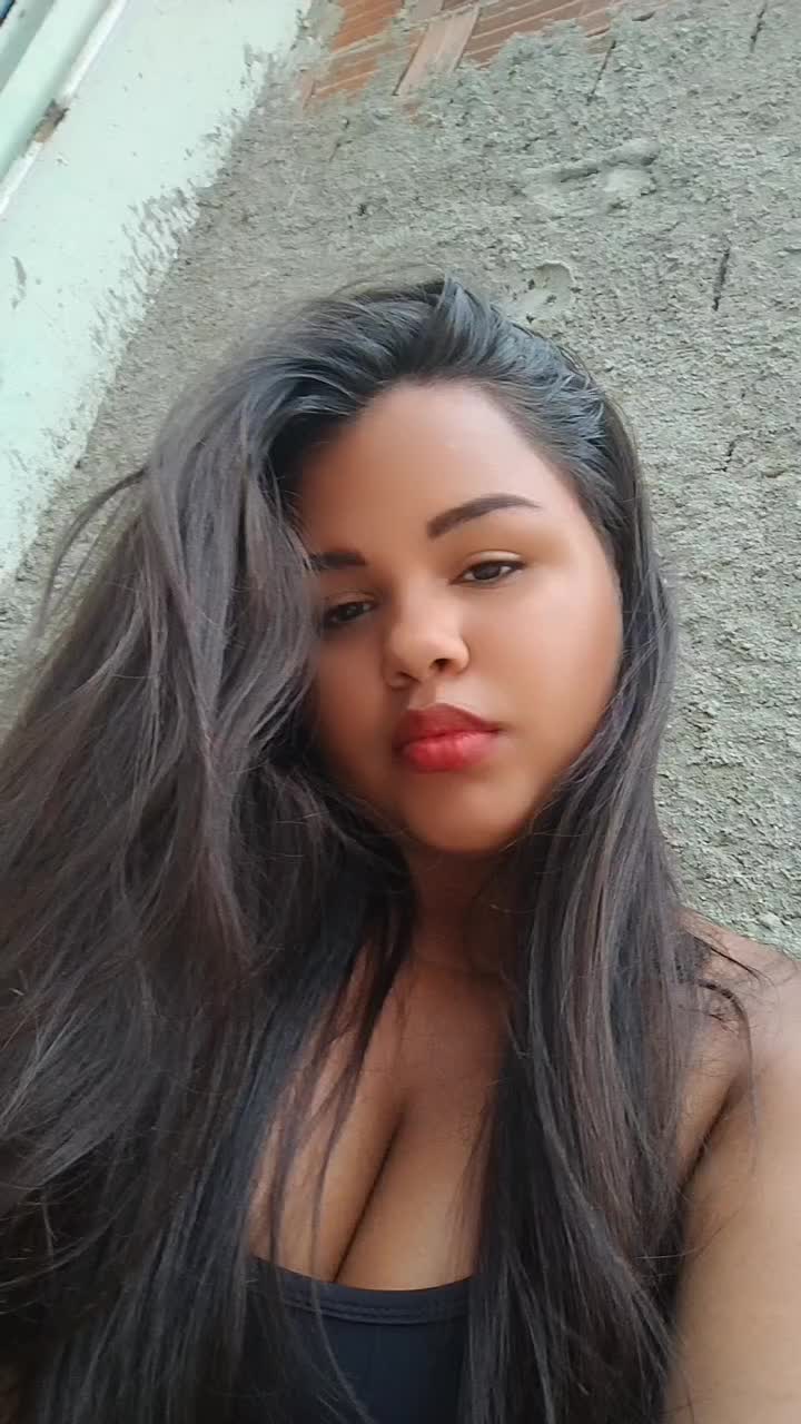 @Adriele oficial🌹🧿