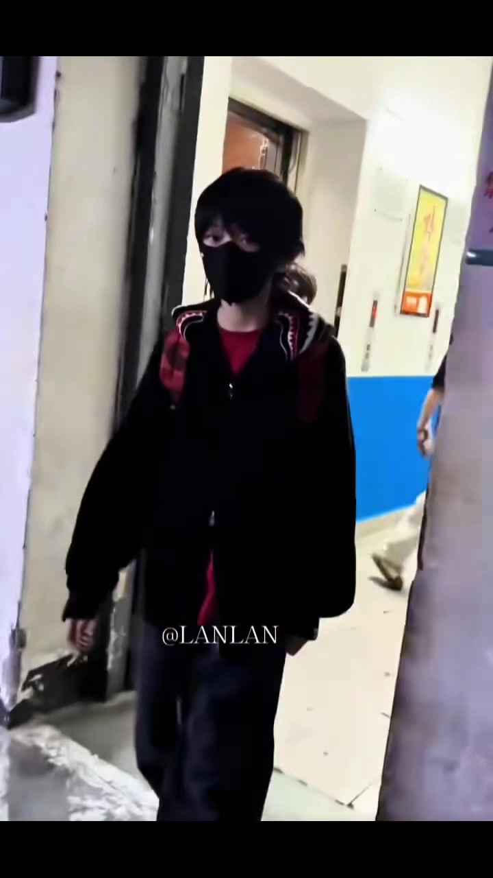 @👑 ᴢʜᴀɴɢʜᴀɴʀᴜɪ ᴏɴʟʏ 👑