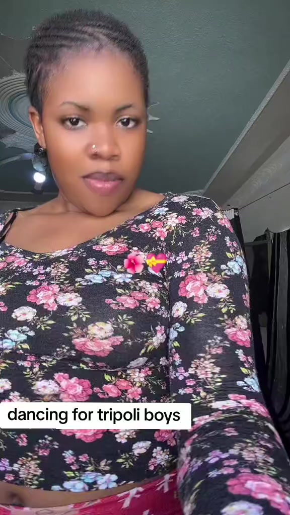 @ZiZi🖤🍒🗯️➿