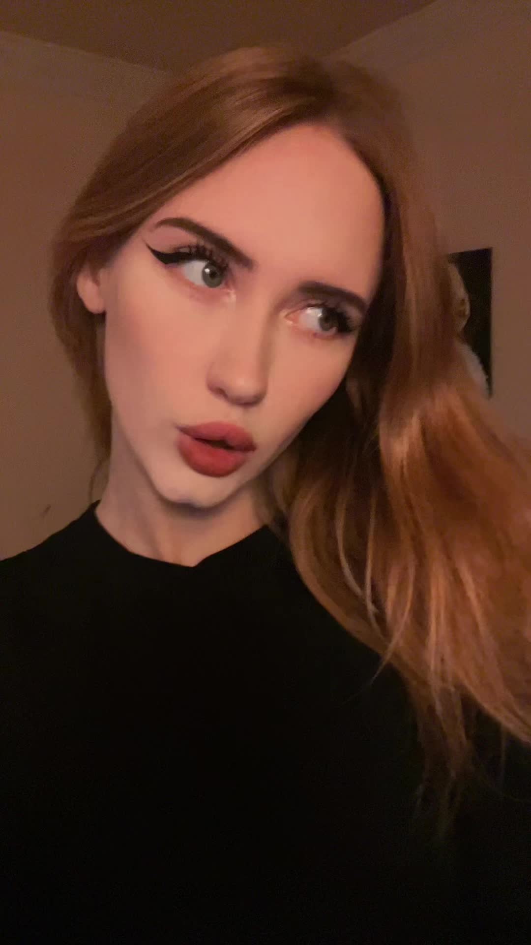 @каэтана