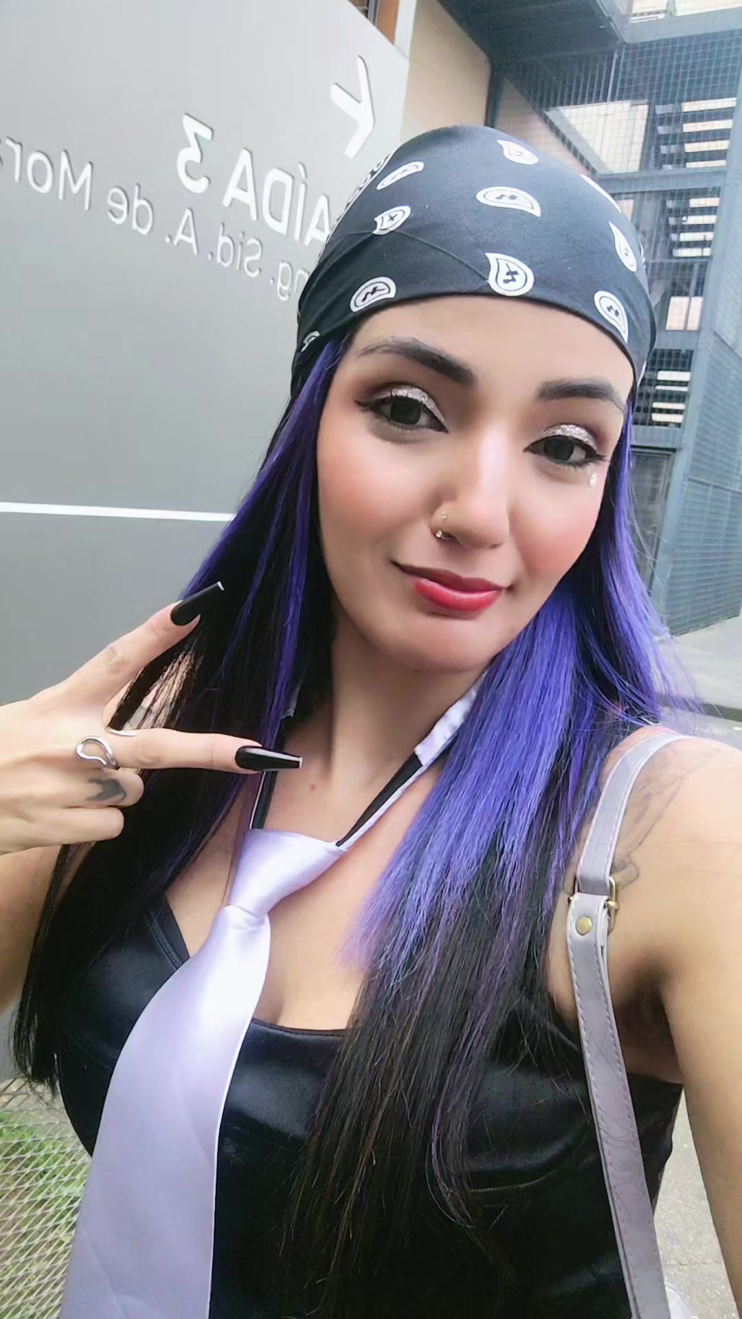 @@Bia_MamaeArmy💜🫰🏻