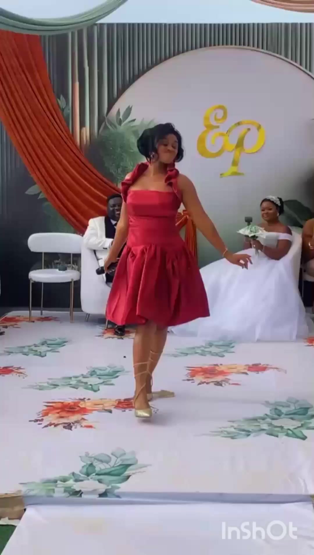 @Queen eShun