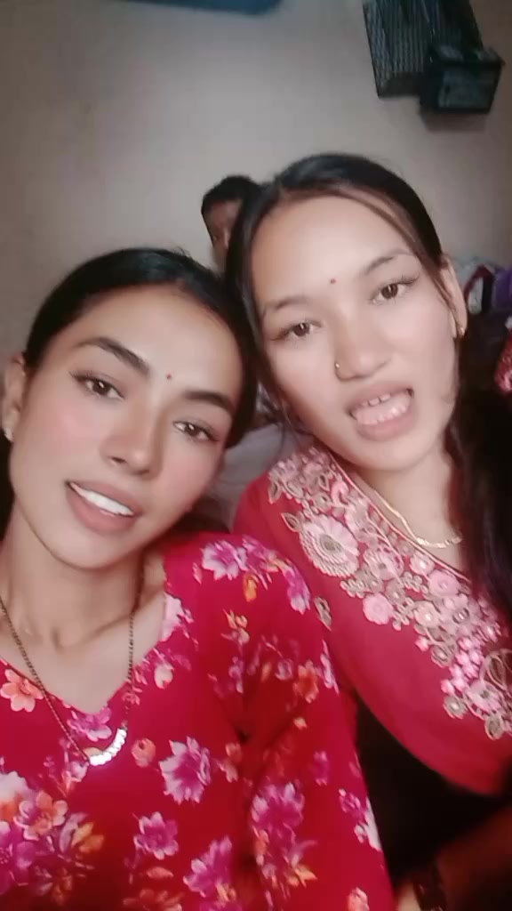 @Asmita Asmita 👩&zwj;❤️&zwj;👨💋