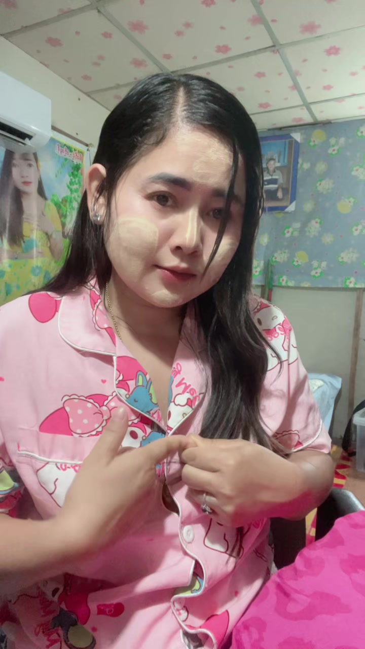 @🦋ပန်းနု🩵
