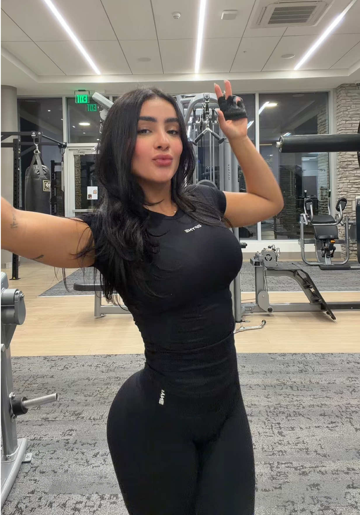 @Nicole7mra