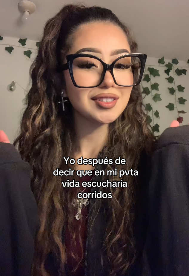 @Nessita 𖣂