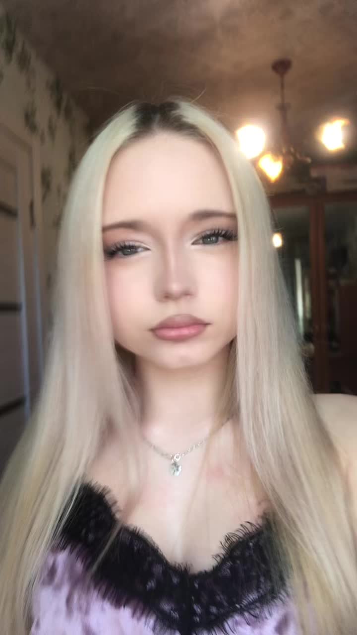 @аняяя
