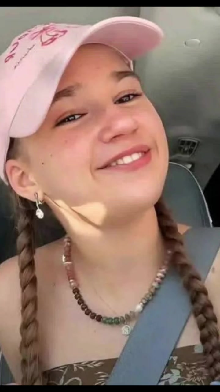 @karolina protsenko